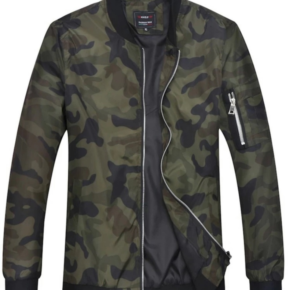 Men Camo Bomber Jacket